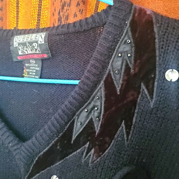 80s new wave sweater with black velvet and beaded feather details vintage - Picture 4 of 5